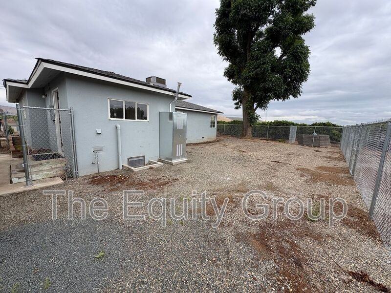 14519 Ave - Photo 4 of 12