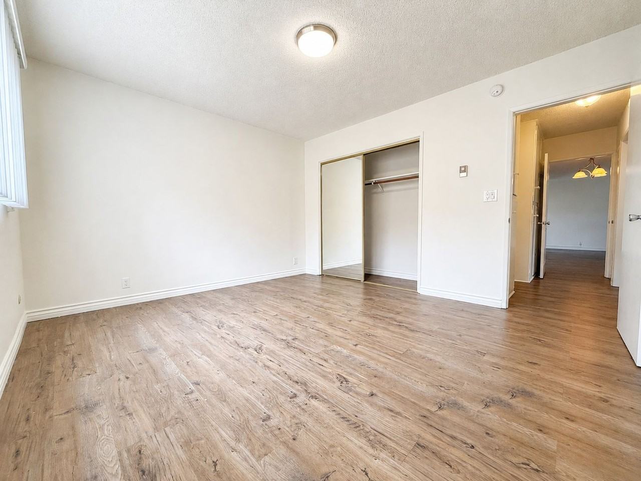 1030 N Harper Ave. - Photo 5 of 25