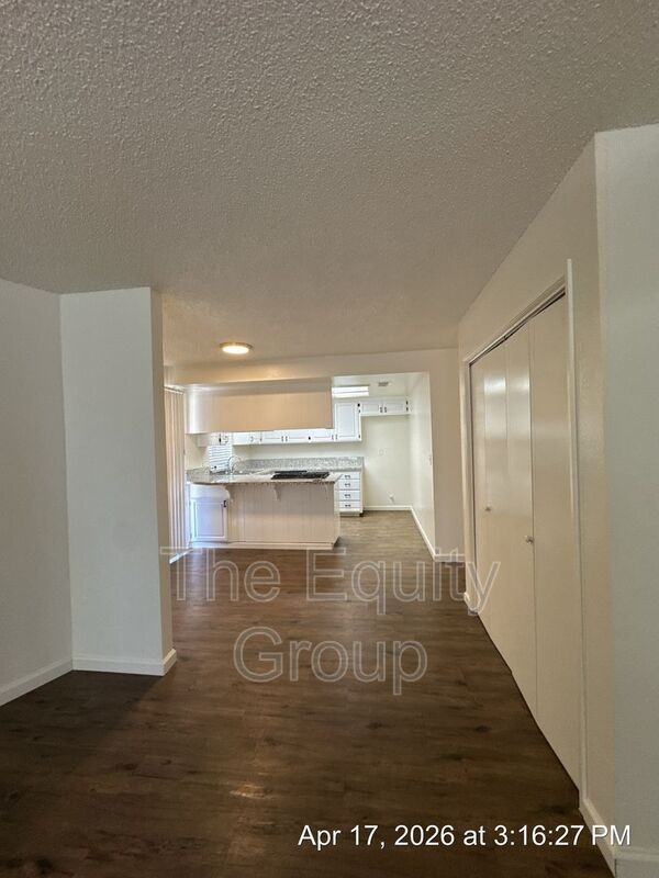 312 1/2 N Park St - Photo 7 of 21