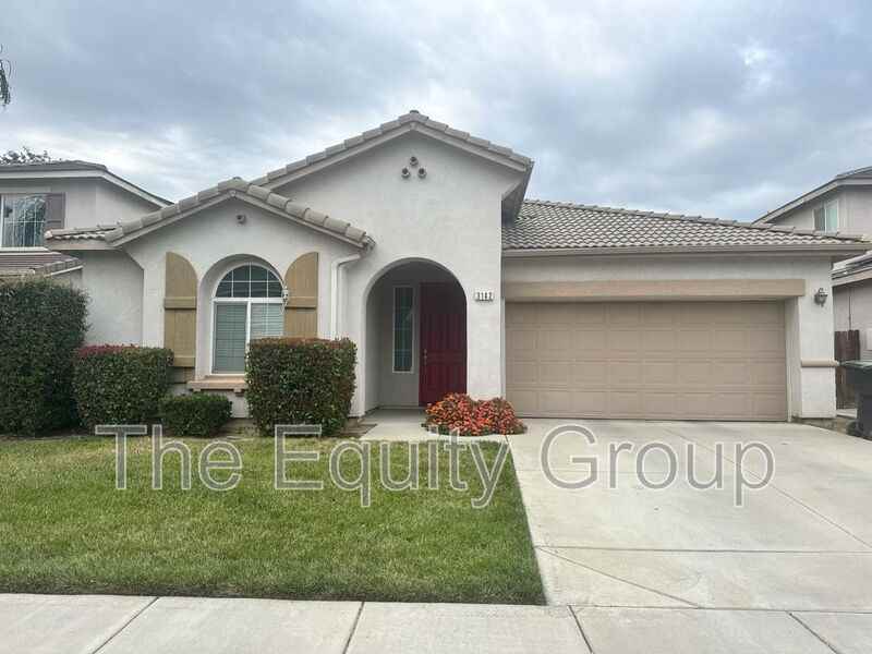 3142 W Sweet Ave - Photo 2 of 4