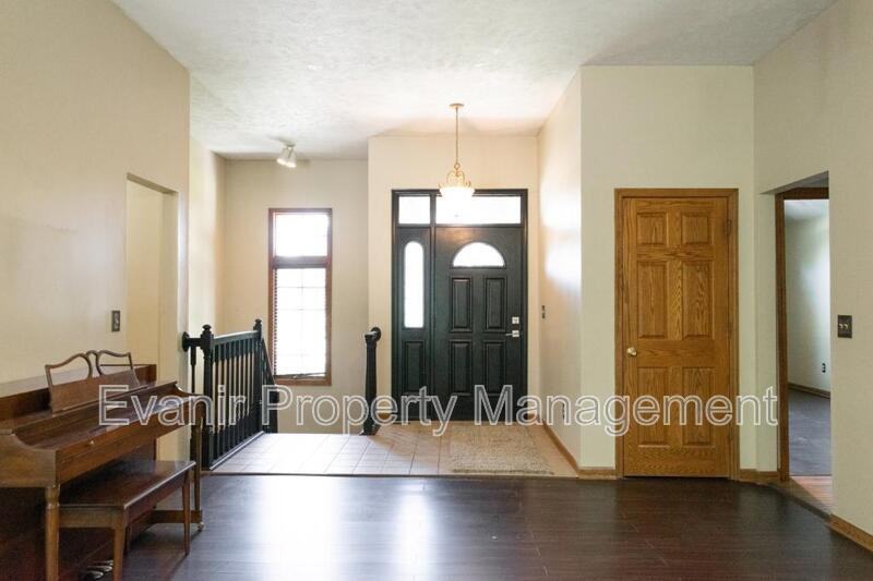 113 Brittany Ln - Photo 6 of 41