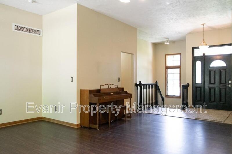 113 Brittany Ln - Photo 7 of 41