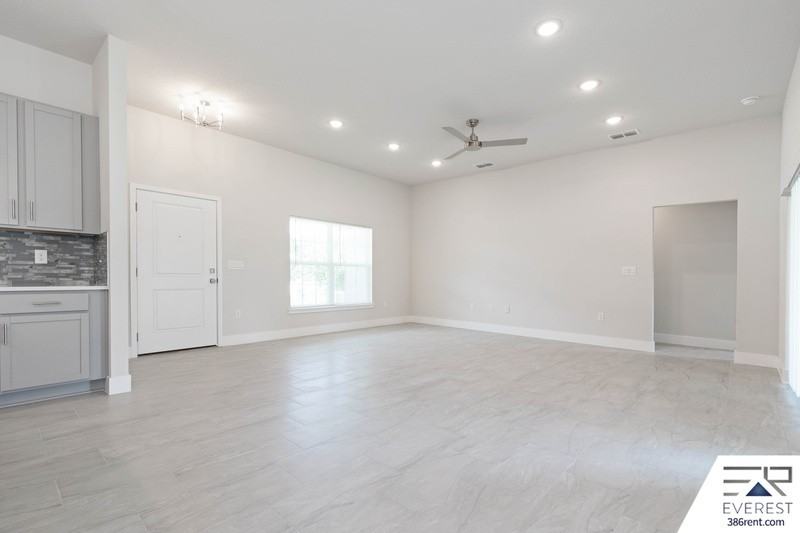 30 Easterly Pl - Photo 6 of 33