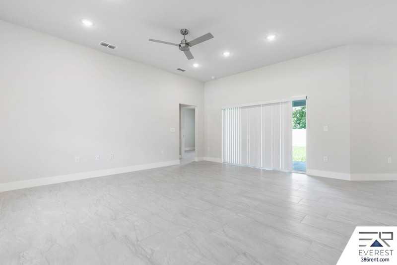 30 Easterly Pl - Photo 7 of 33