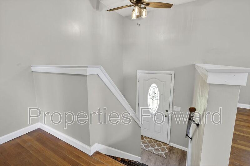 873 Allison Dr - Photo 4 of 37