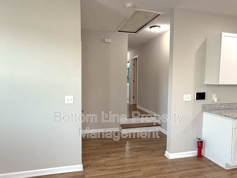 641 Central Dr Nw - Photo 6 of 16