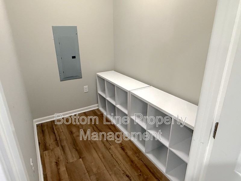 641 Central Dr Nw - Photo 7 of 16
