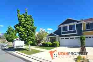 featured image of 1046 E Quarry View Way