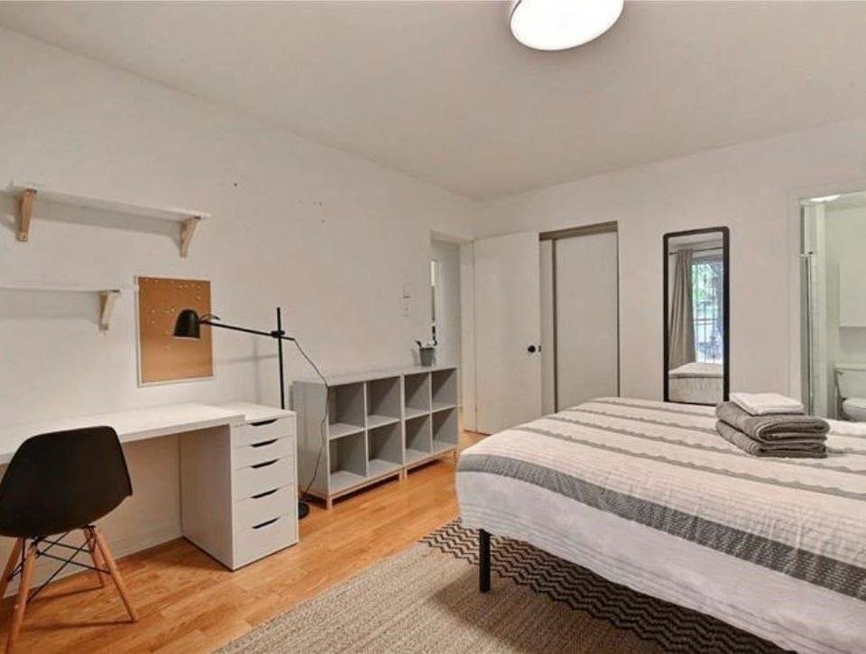 3555 Rue University - Photo 6 of 10