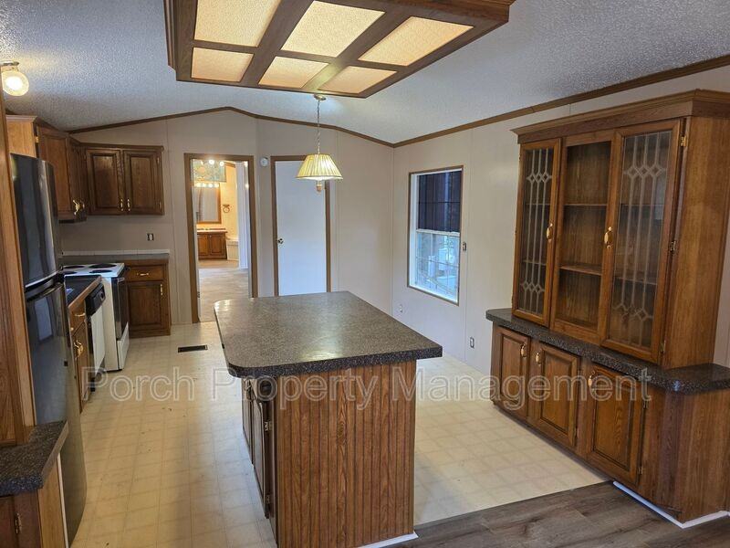 7318 Hayward Ave #P30 - Photo 2 of 18