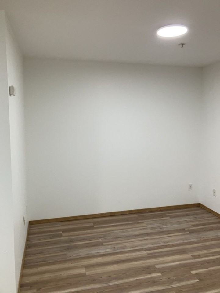 Alexandra Apartments - Photo 3 of 25
