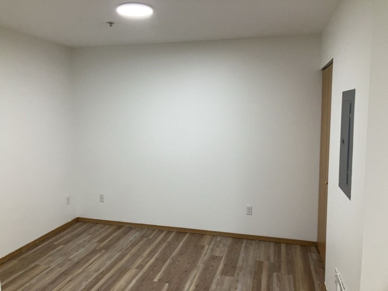 Alexandra Apartments - Photo 6 of 25