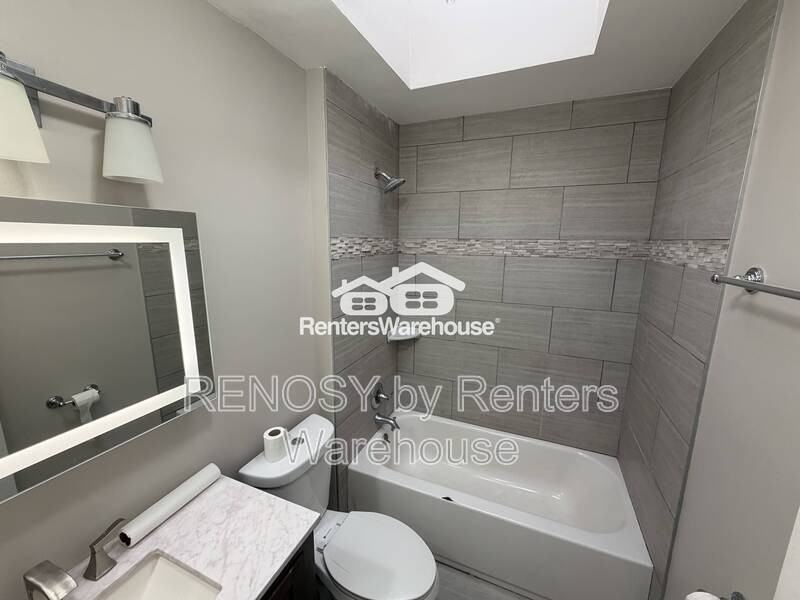611 Cheraton Rd - Photo 2 of 13