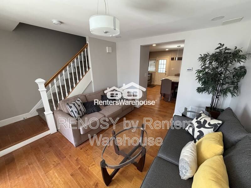 611 Cheraton Rd - Photo 5 of 13