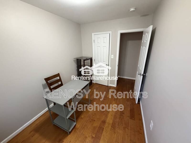 611 Cheraton Rd - Photo 7 of 13