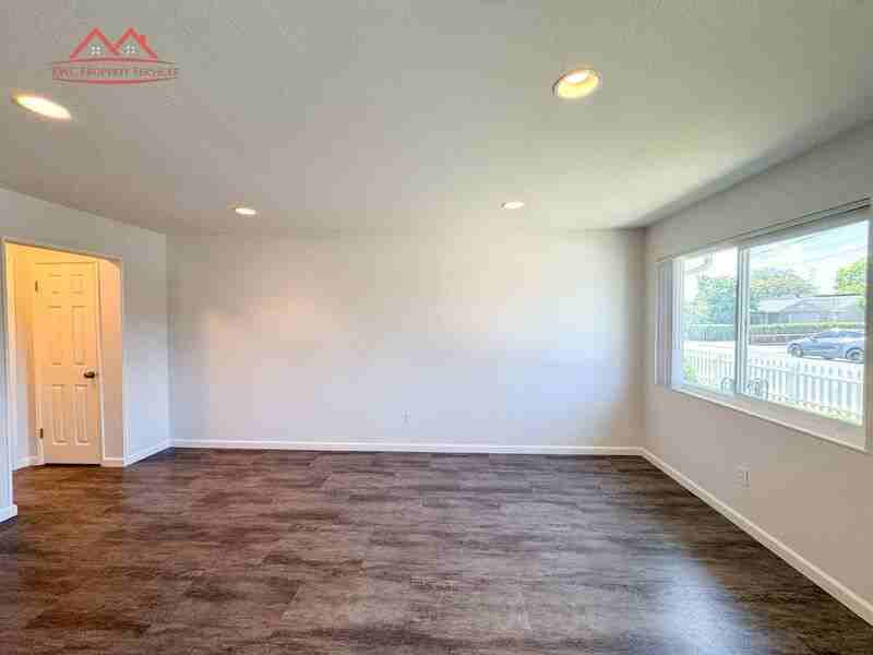 617 Bryan Ave #3 - Photo 5 of 17