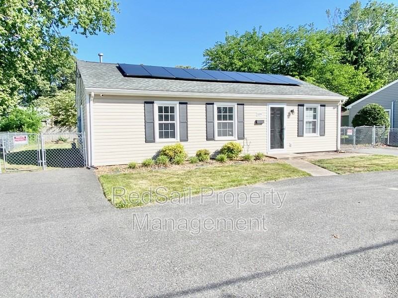 109 Peachtree Ln - Photo 3 of 5