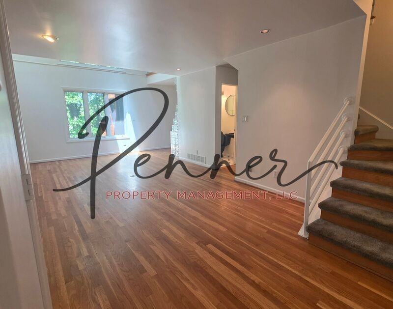 1334 W 24th St S - Photo 3 of 22