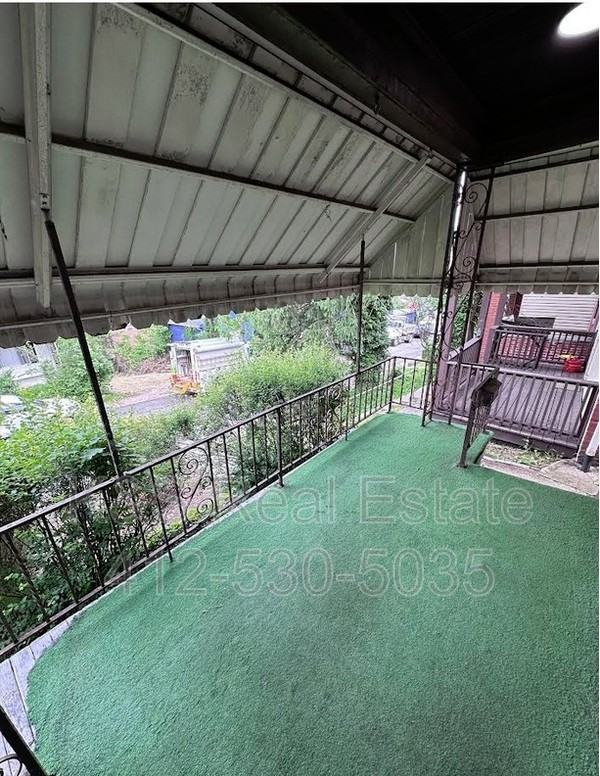 113 Redlyn St - Photo 2 of 20