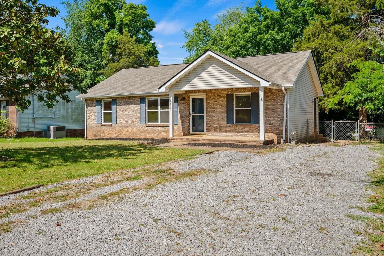 2822 Nat Hoosier Ln - Photo 4 of 33