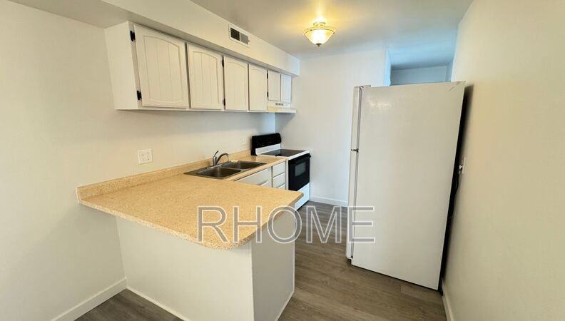 3414 S Sue St #9 - Photo 5 of 10