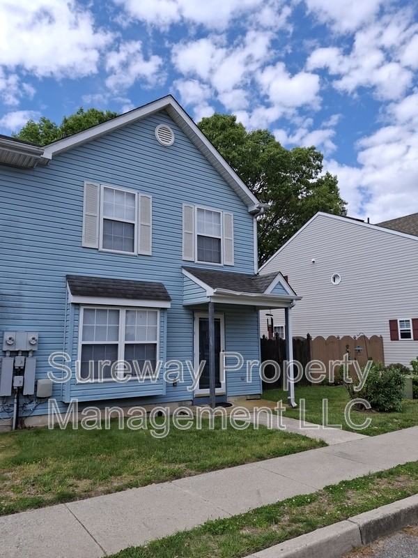 12 Grant Ln - Photo 3 of 3