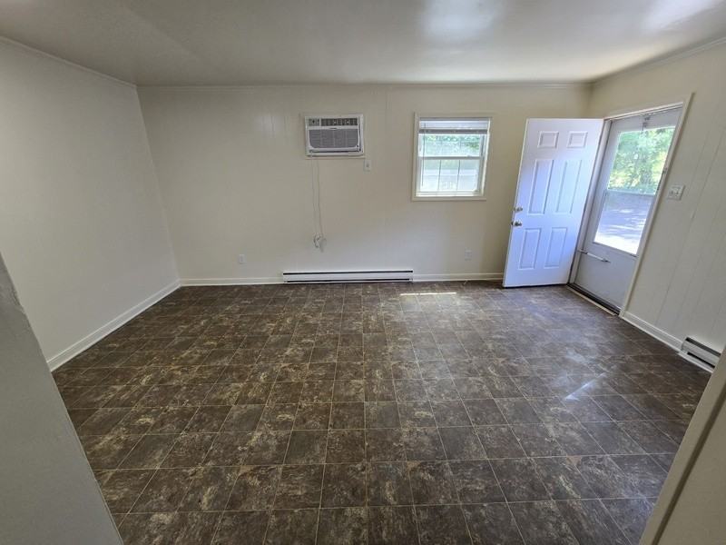 6100 Strathmore Rd #101 - Photo 2 of 7