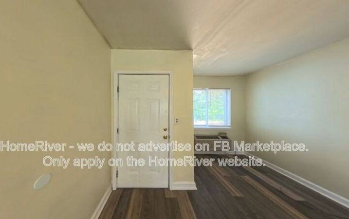2413 Laurel St #C - Photo 6 of 19