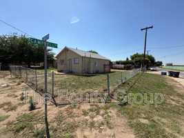 featured image of 10596 Lewis Dr #B