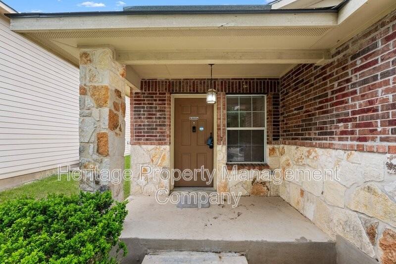 6402 Candleview Ct - Photo 4 of 32