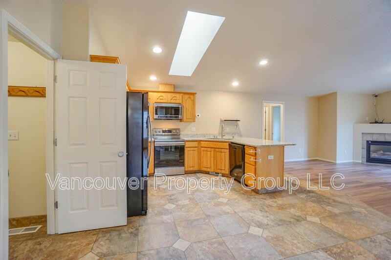 8620 Ne 90th Pl - Photo 7 of 34