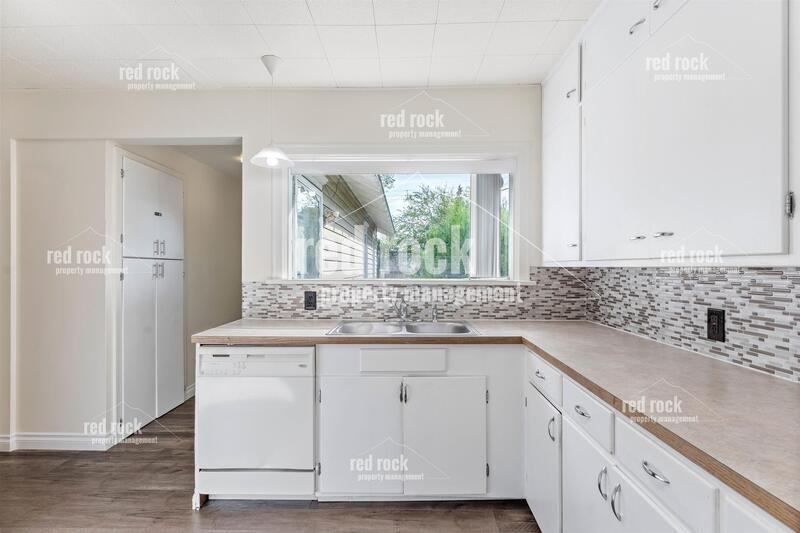 402 E Baldwin Ave - Photo 7 of 24