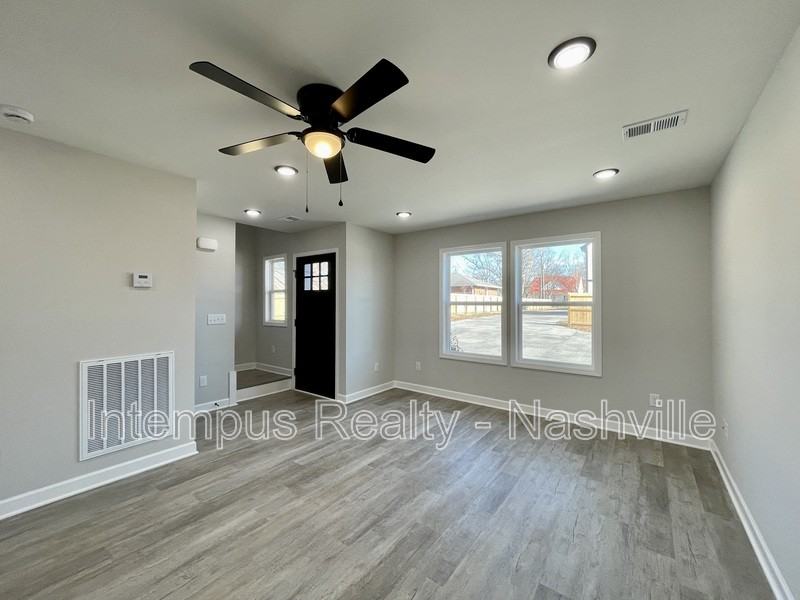 146 N Trigg Ave #130 - Photo 4 of 22