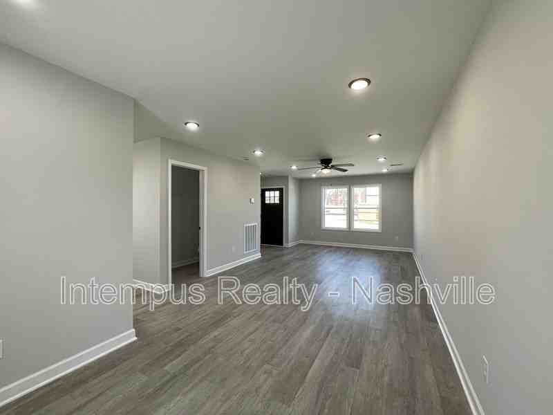 146 N Trigg Ave #130 - Photo 6 of 22