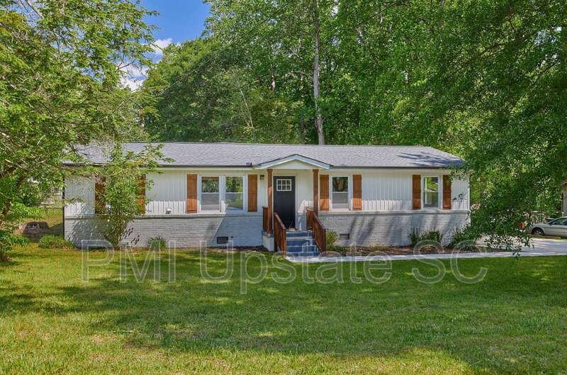 101 Paris View Dr - Photo 2 of 31