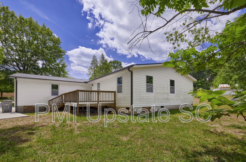101 Paris View Dr - Photo 5 of 31