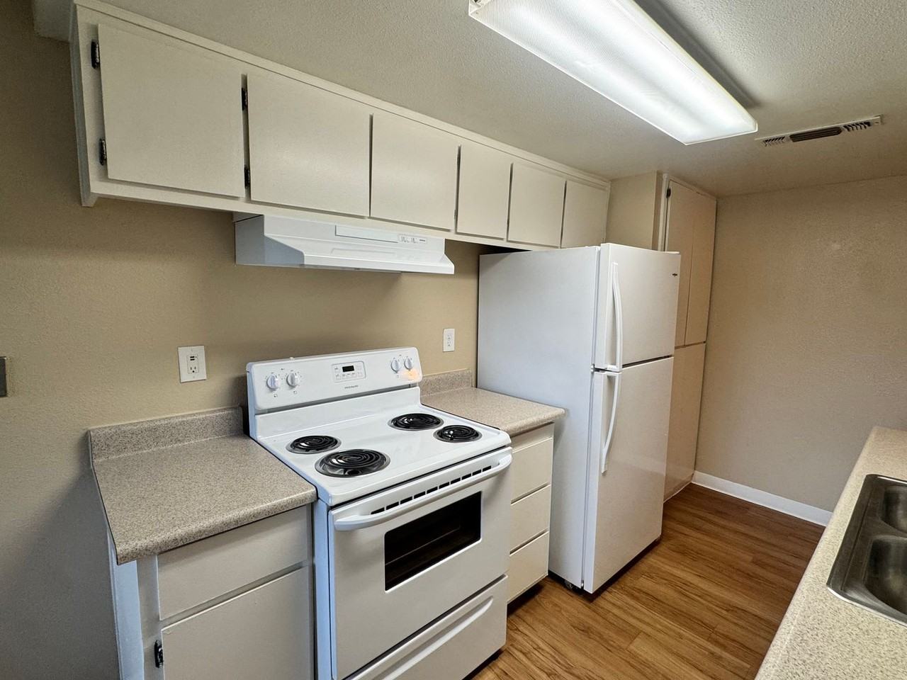 Acacia Apartments - Photo 2 of 38