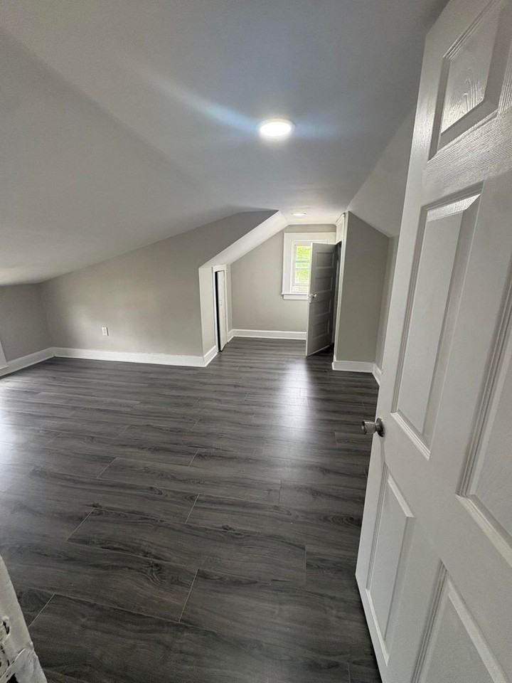 28 Beechwood Pl - Photo 5 of 12