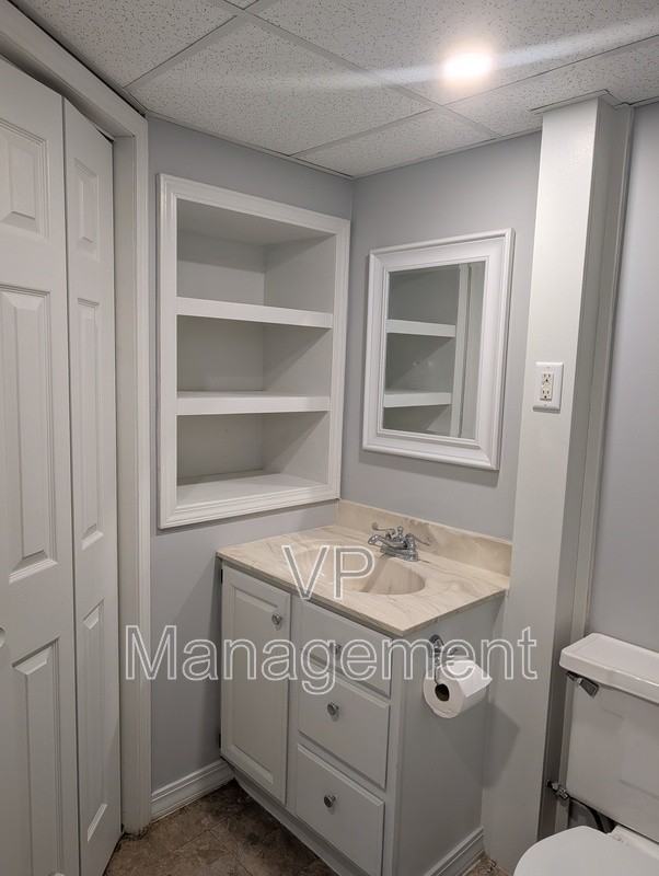 4547 N Main St - Photo 6 of 11