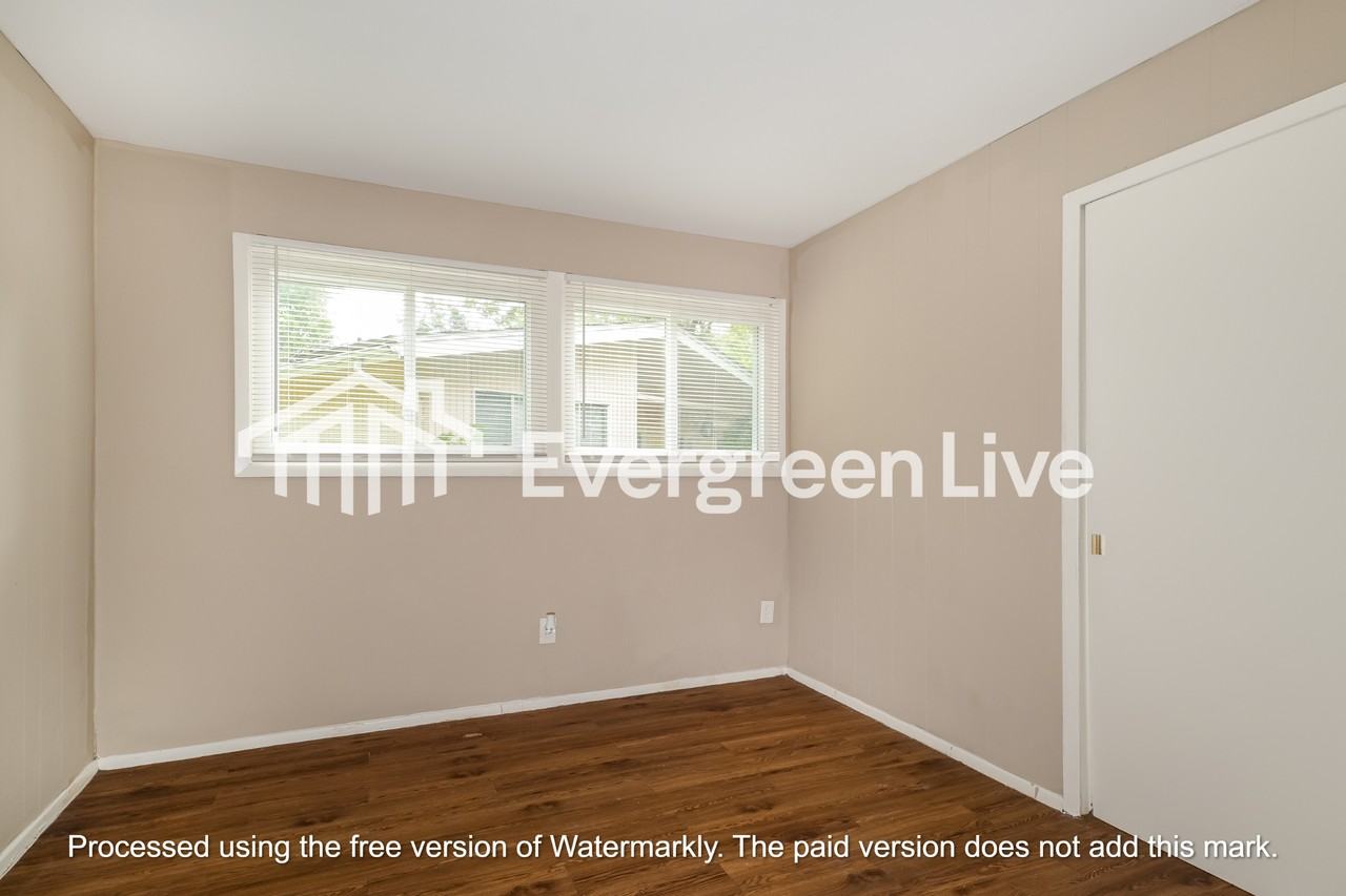 355 Allen Dr - Photo 4 of 15
