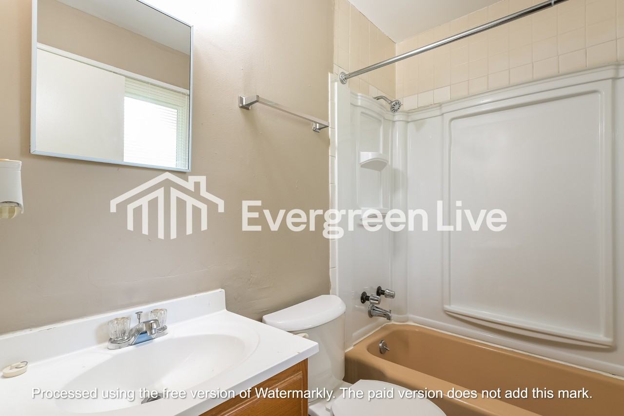 355 Allen Dr - Photo 5 of 15