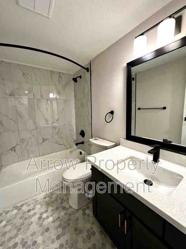 3629 N 60th St #14 - Photo 5 of 6