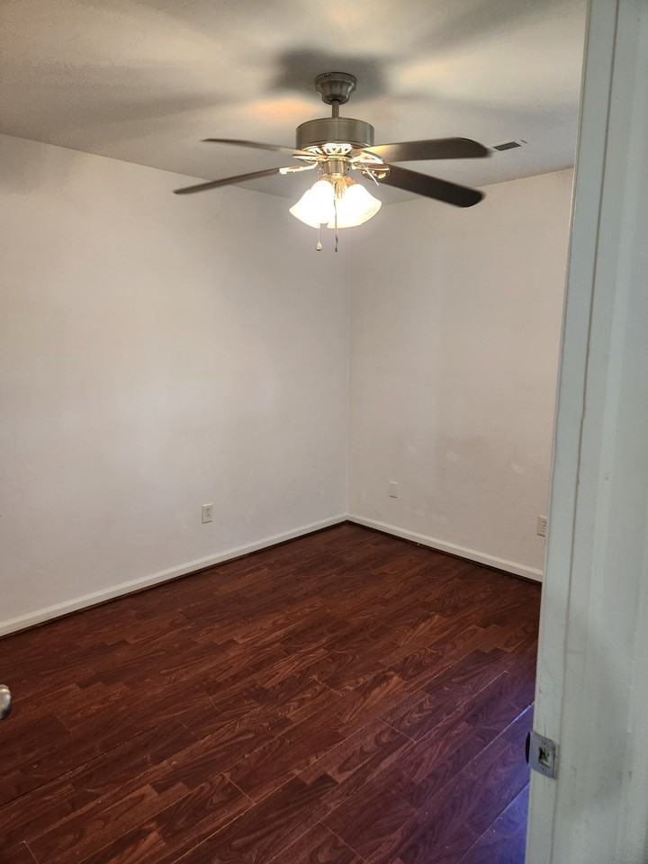 6040 Camellia Dr #B - Photo 5 of 5