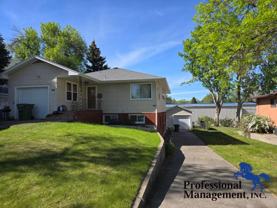 1211 Custer Ave - Photo 1 of 1