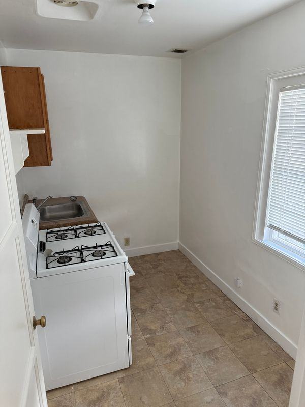 329 N Chapel Ave ##B - Photo 3 of 6
