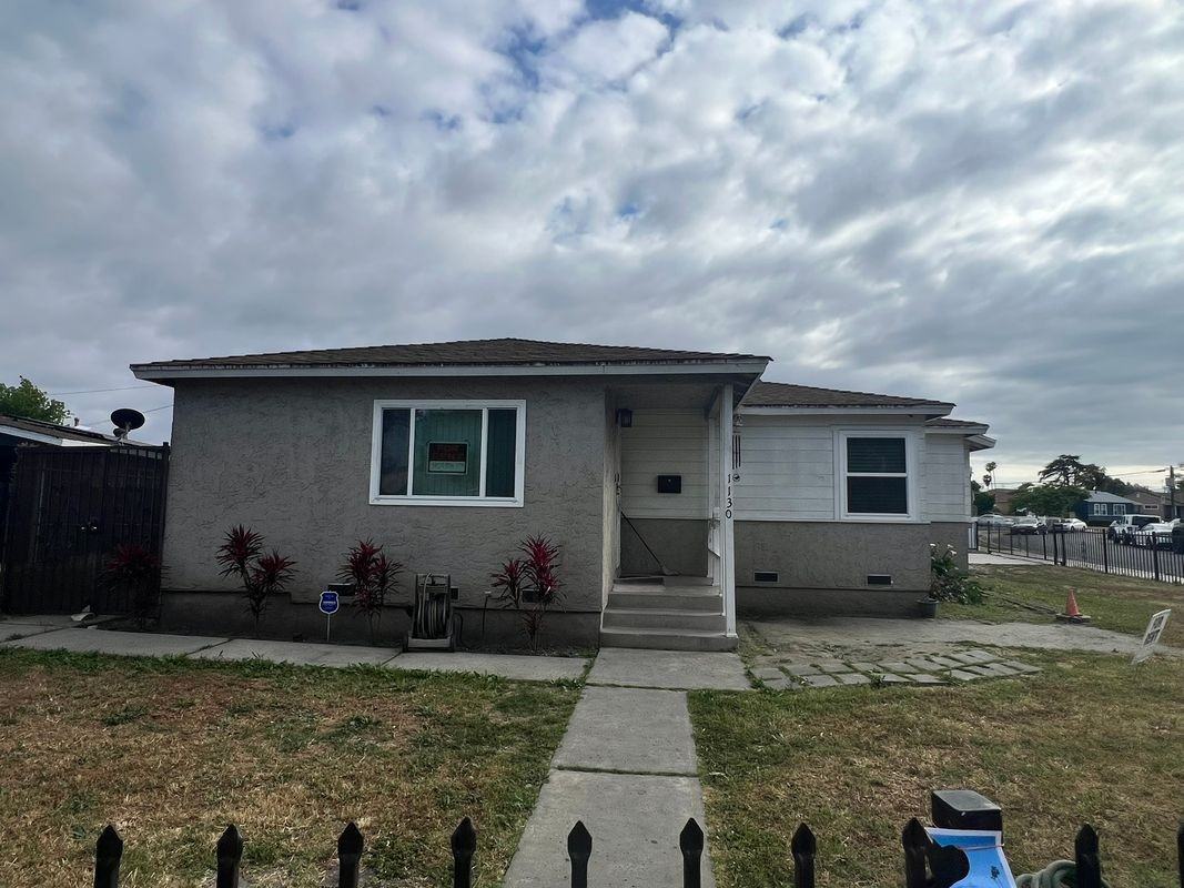 1130 E 118th St - Photo 2 of 25
