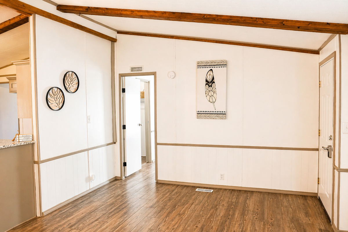 18066 Lagloria Rd - Photo 2 of 19