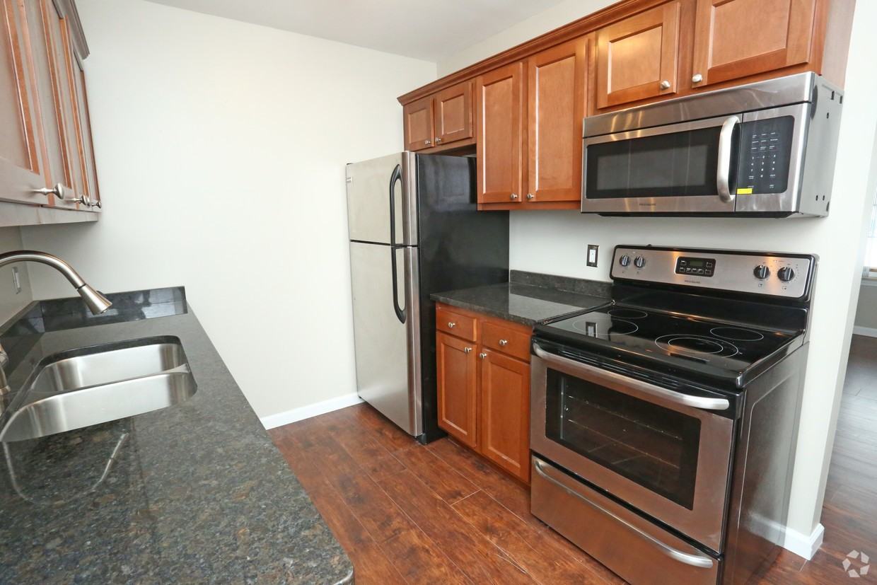 Crestview Estates - Photo 2 of 22