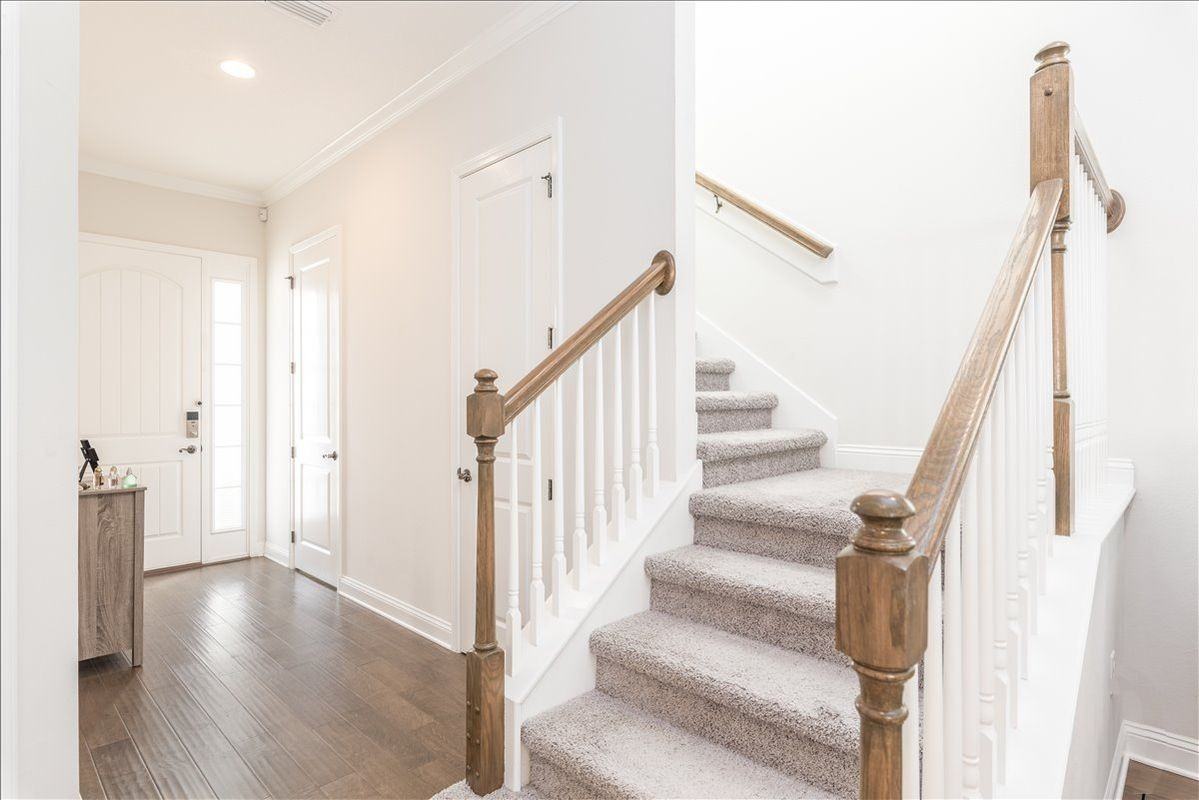 516 Vista Lake Cir - Photo 7 of 45