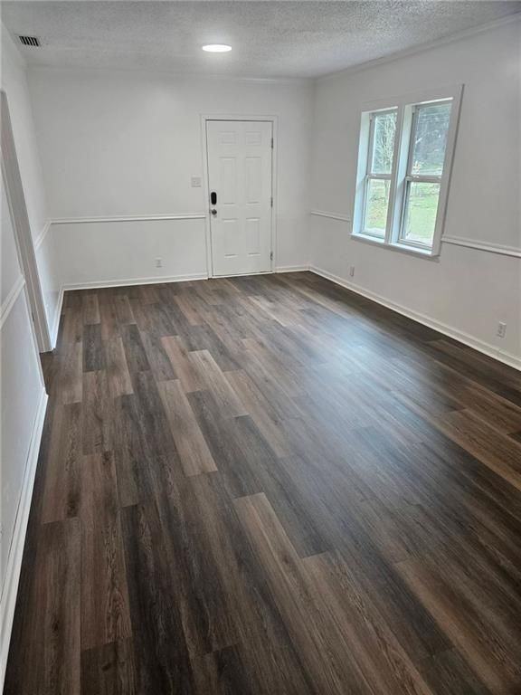 5855 Andrew Rd - Photo 3 of 9